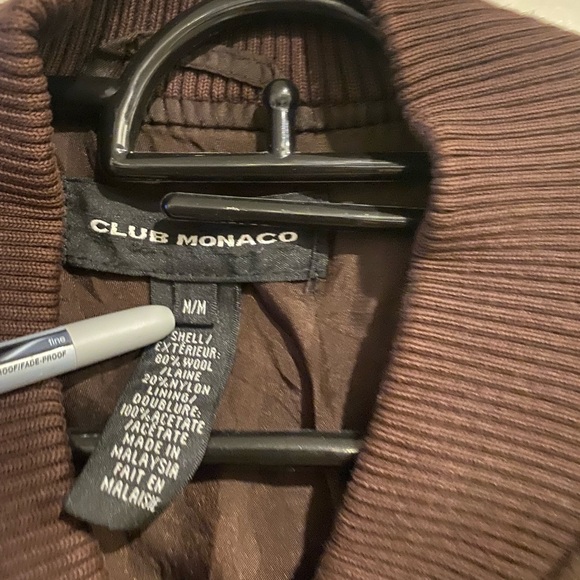 Club Monaco - Picture 2 of 3